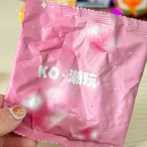 MINISO Vinyl Doll Collectible Blind Box Figure – Cute Kawaii Character Toy - Picture 6 of 9